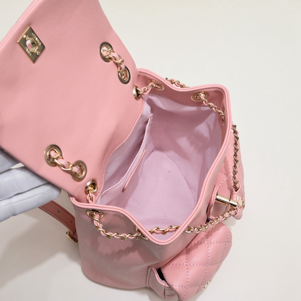 シャネルバッグ着用イメージ